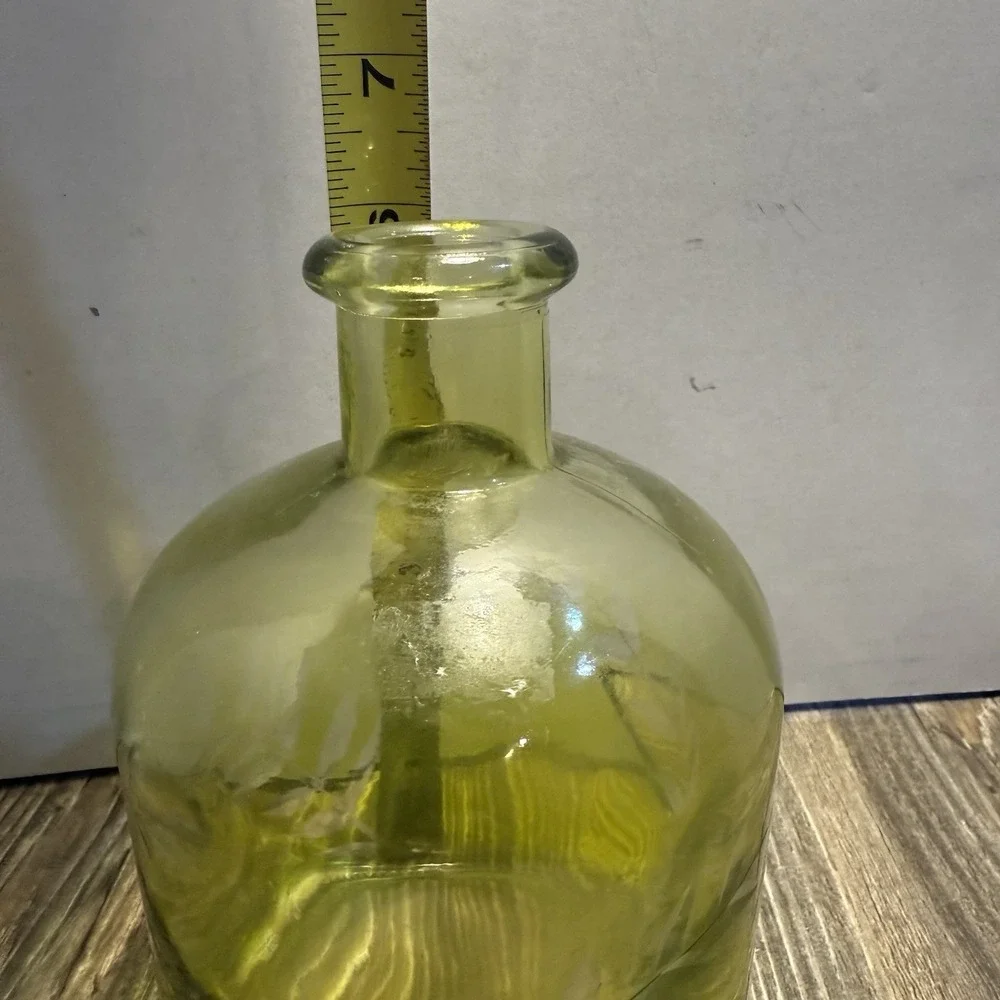 Green Glass Vase With Leaf Etching‎ Stunning